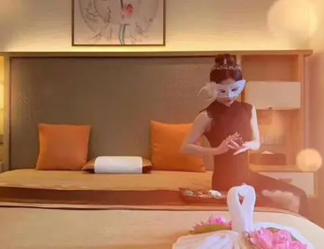 我在广州黄埔体验了下高端男士按摩spa会馆，私人会所花样超多
